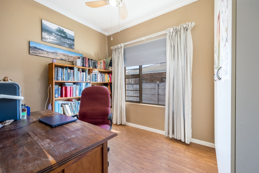 3 Bedroom Property for Sale in Vredelust Western Cape
